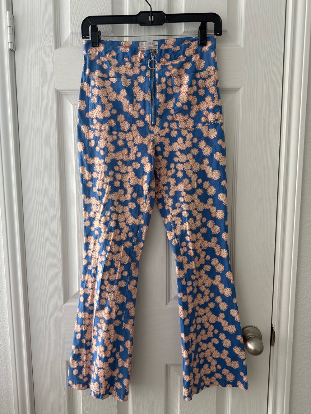 URBAN OUTFITTERS FLORAL FLARE ZIP UP PANTS SIZE 6 GUC